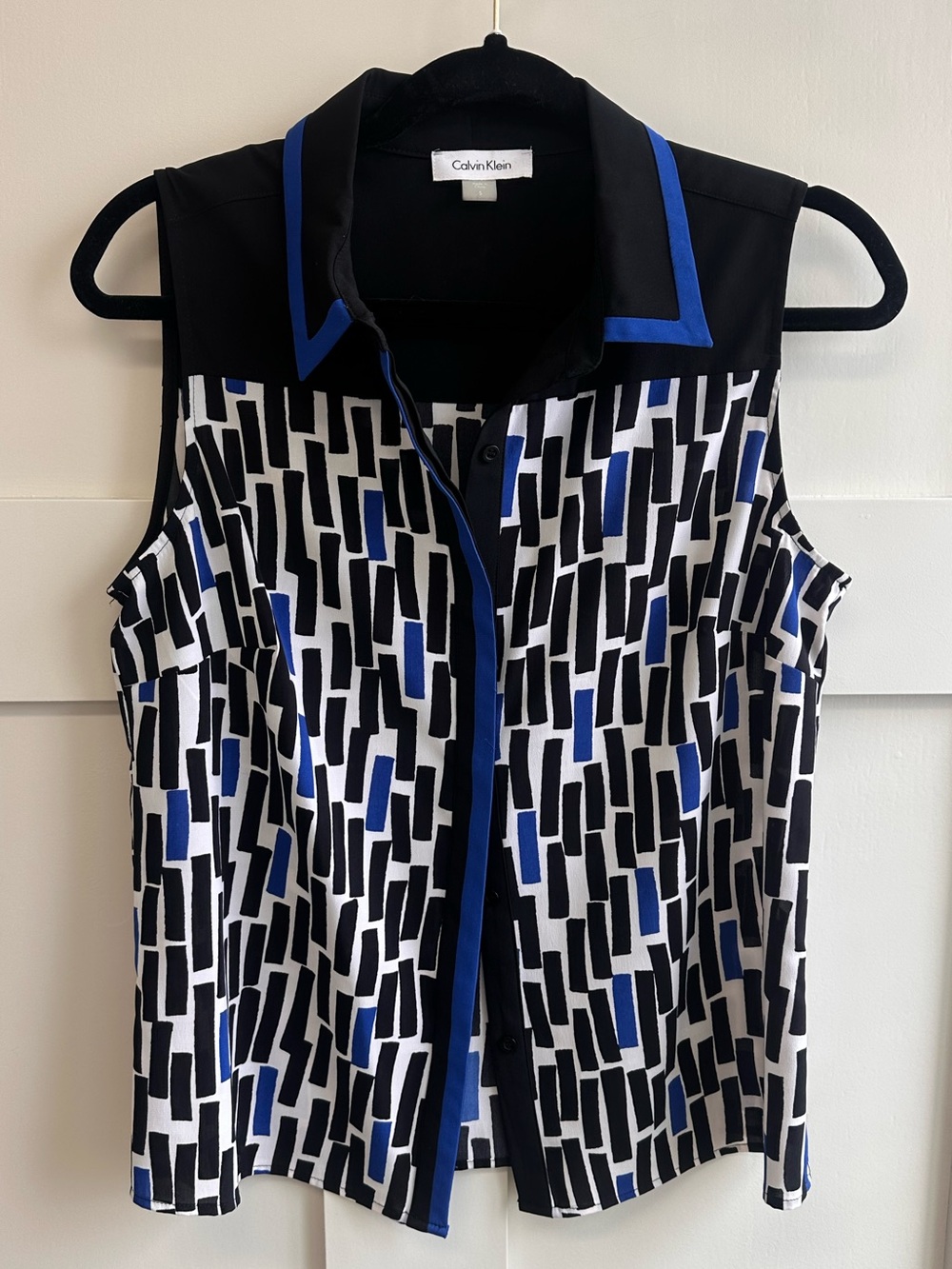 Calvin Klein Black, White & Blue Geometric Sleeveless Tank